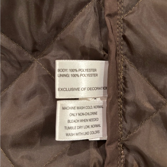 Cutter and Buck Men’s Quilted Car Coat - Picture 3 of 5